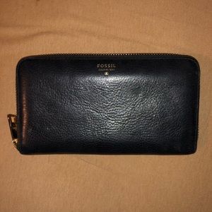 Black Leather Fossil Wallet Gently Used Condition